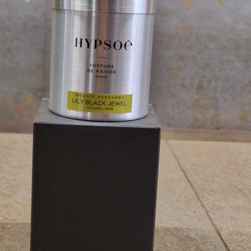 Bougie parfumée dans sa boîte métal - Lily black jewel